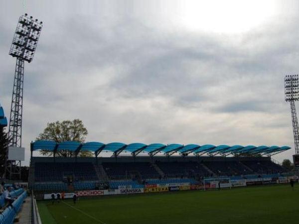 Fotbalový stadion Střelecký ostrov